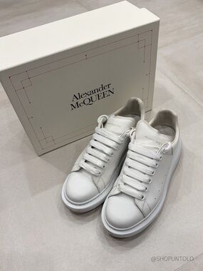 ALEXANDER MCQUEEN — OVERSIZED SNEAKERS — WHITE